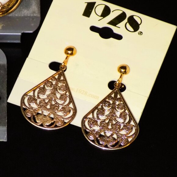 Lot of 5 New 1928 Floral Brooch, Necklaces, Clip-On & Drop Earrings Bundle - Picture 4 of 11